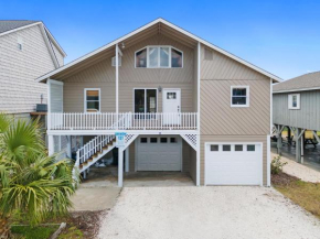 Isle Of A Time Brunswick Vacation Rentals Canal front with Boat slip